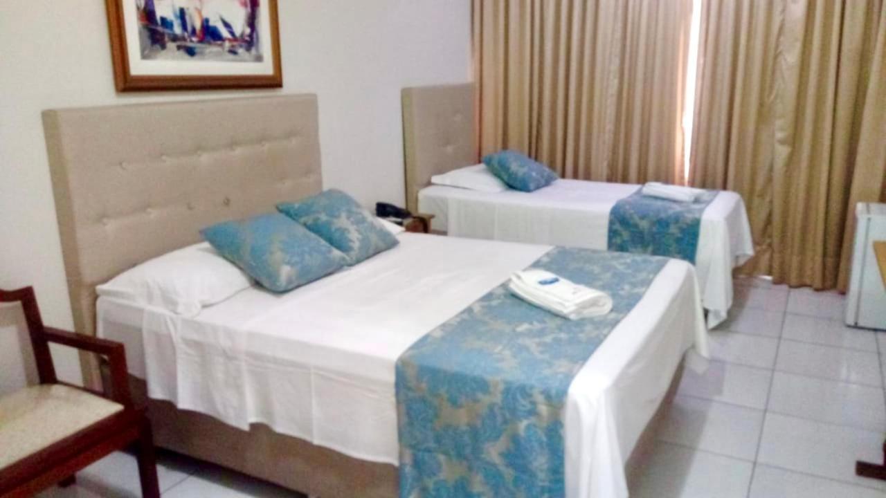 Max Hotel Нуклео-Бандейранти Экстерьер фото