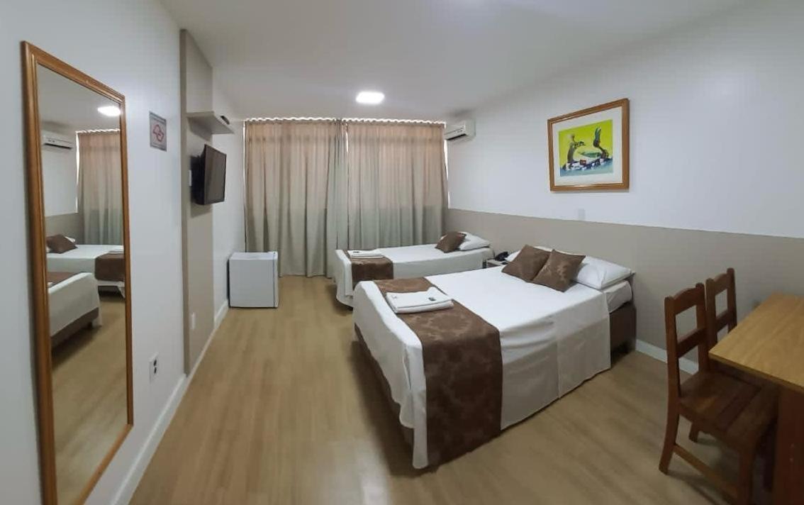 Max Hotel Нуклео-Бандейранти Экстерьер фото